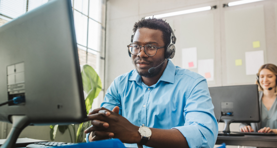 Customer support agent working in a call centre